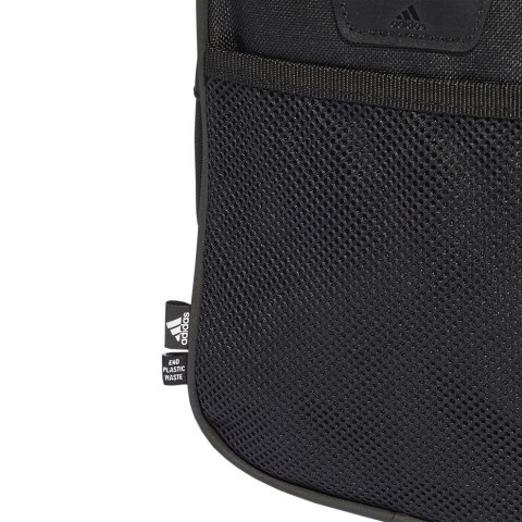 Torba adidas Essentials Linear Duffel Extra Small czarno-biała HT4744 Adidas Torba adidas Essentials Linear Duffel Extra Small czarno-biała HT4744 Adidas