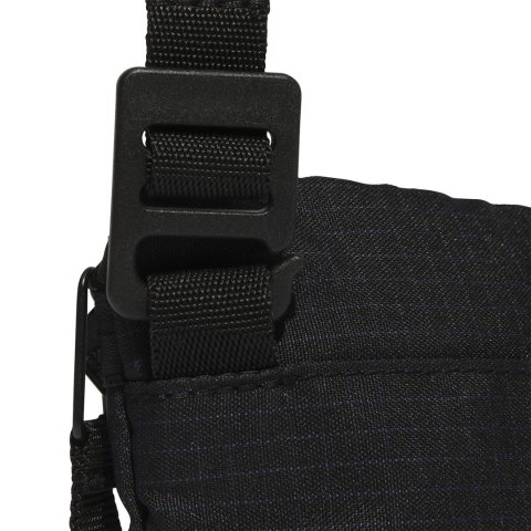 Saszetka sportowa adidas Back to School Future Icons Organizer czarna HT4765 Adidas Saszetka sportowa adidas Back to School Future Icons Organizer czarna HT4765 Adidas