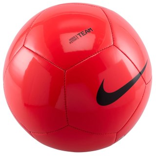Piłka Nike Pitch Team FZ7553-635 czerwony 3 Nike