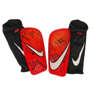 Nagolenniki Nike Mercurial Lite CR7 FJ4869-696 czerwony L Nike