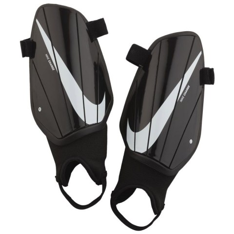 Nagolenniki Nike NK Charge GRD SP2164 010 czarny XL Nike Nagolenniki Nike NK Charge GRD SP2164 010 czarny XL Nike