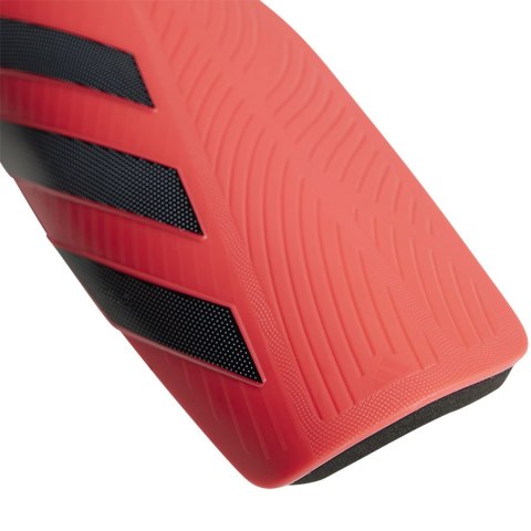 Nagolenniki adidas TIRO SG EU Club JM4203 czerwony L Adidas Nagolenniki adidas TIRO SG EU Club JM4203 czerwony L Adidas