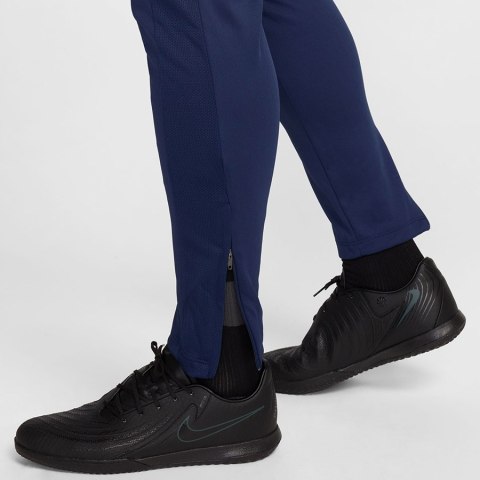 Spodnie Nike Academy 25 Pants FZ9805-410 granatowy XXL Nike Spodnie Nike Academy 25 Pants FZ9805-410 granatowy XXL Nike