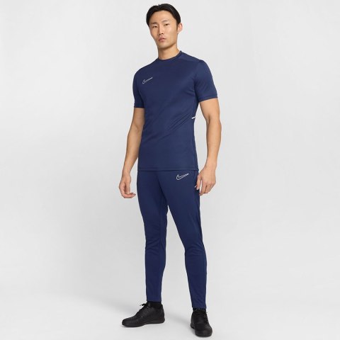 Spodnie Nike Academy 25 Pants FZ9805-410 granatowy XXL Nike Spodnie Nike Academy 25 Pants FZ9805-410 granatowy XXL Nike