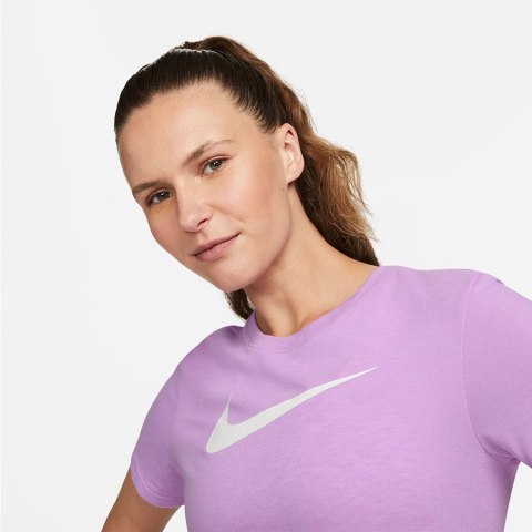 T-Shirt Nike DF Swoosh FD2884-532 różowy M Nike T-Shirt Nike DF Swoosh FD2884-532 różowy M Nike