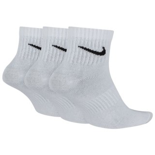 Skarpety Nike Everyday Lightweight Ankle SX7677 100 biały 46-50 Nike