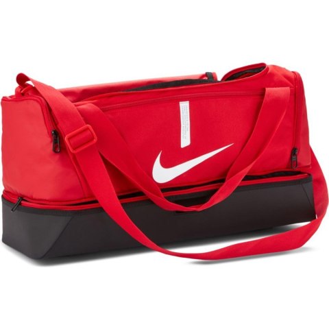 Torba Nike Academy Team Hardcase M CU8096 657 czerwony Nike Torba Nike Academy Team Hardcase M CU8096 657 czerwony Nike