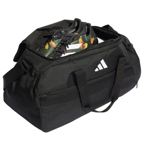Torba adidas TIRO Duffle S HS9752 50 x 25 x 25 czarny Adidas Torba adidas TIRO Duffle S HS9752 50 x 25 x 25 czarny Adidas