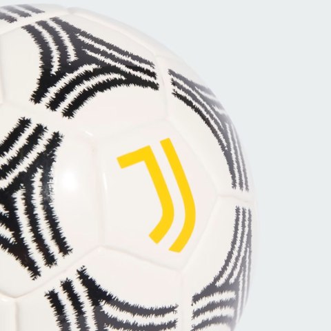 Piłka adidas Juventus Mini Home IA0930 biały 1 Adidas Piłka adidas Juventus Mini Home IA0930 biały 1 Adidas
