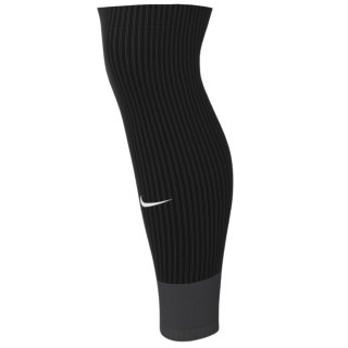 Getry Nike Strike FQ8282-010 czarny S/M Nike