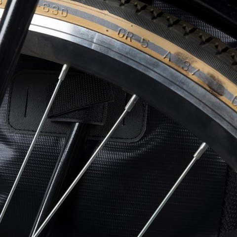 Torba rowerowa Dunlop sakwa wodoszczelna 15L czarna 1042299 Dunlop Torba rowerowa Dunlop sakwa wodoszczelna 15L czarna 1042299 Dunlop