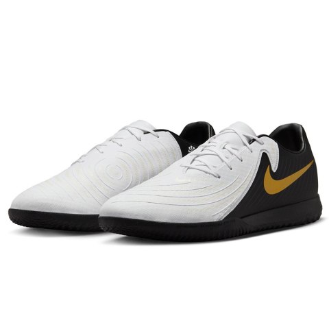 Buty Nike Phantom GX II Academy IC FJ2581-100 biały 45 Nike Buty Nike Phantom GX II Academy IC FJ2581-100 biały 45 Nike
