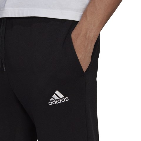 Spodnie męskie adidas Essentials Tapered Cuff Pants czarne GK9268 Adidas Spodnie męskie adidas Essentials Tapered Cuff Pants czarne GK9268 Adidas