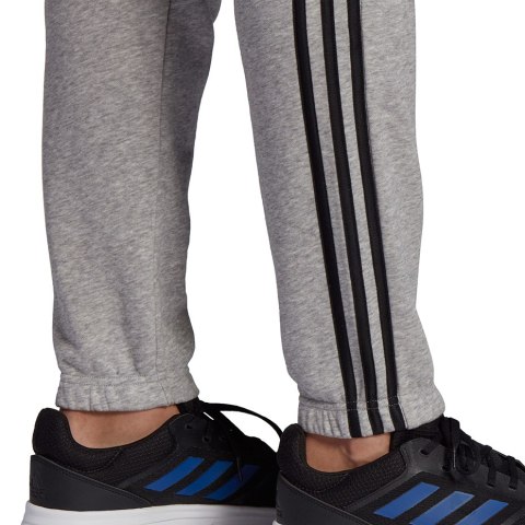 Spodnie męskie adidas Essentials Tapered Elastic Cuff 3 Stripes Pant szare GK9001 Adidas Spodnie męskie adidas Essentials Tapered Elastic Cuff 3 Stripes Pant szare GK9001 Adidas