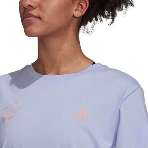 Koszulka damska adidas Signature Tee fioletowa GV1344 Adidas Koszulka damska adidas Signature Tee fioletowa GV1344 Adidas