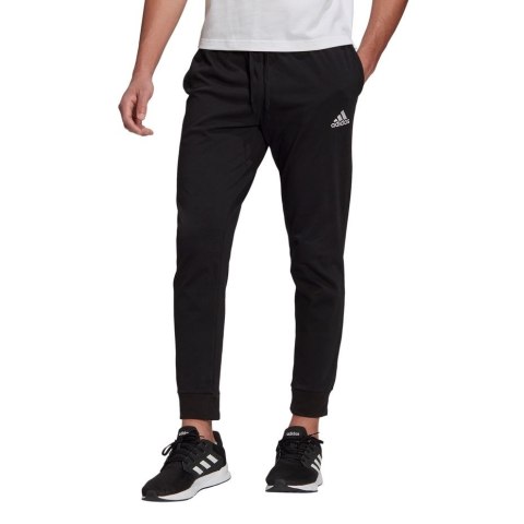 Spodnie męskie adidas Essentials Single czarne GK9226 Adidas Spodnie męskie adidas Essentials Single czarne GK9226 Adidas