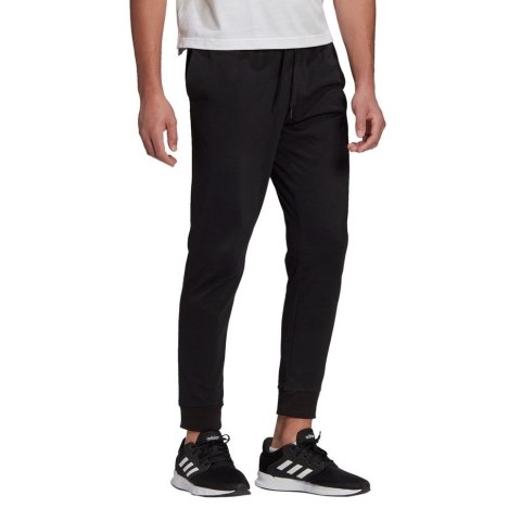 Spodnie męskie adidas Essentials Single czarne GK9226 Adidas Spodnie męskie adidas Essentials Single czarne GK9226 Adidas