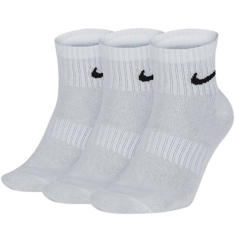 Skarpety Nike Everyday Lightweight Ankle 3 pary białe SX7677 100 Nike Skarpety Nike Everyday Lightweight Ankle 3 pary białe SX7677 100 Nike
