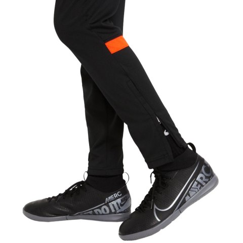 Spodnie dla dzieci Nike Df Academy 21 Pant Kp czarne CW6124 017 Nike Football Spodnie dla dzieci Nike Df Academy 21 Pant Kp czarne CW6124 017 Nike Football