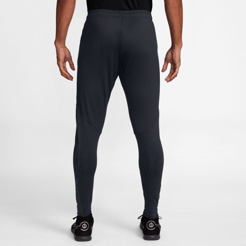 Spodnie Nike Chelsea FC Strike Pant FN4131-426 L granatowy Nike