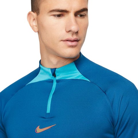 Bluza męska Nike Dri-FIT Strike Drill Top jasno-niebieska DH8732 407 Nike Football Bluza męska Nike Dri-FIT Strike Drill Top jasno-niebieska DH8732 407 Nike Football