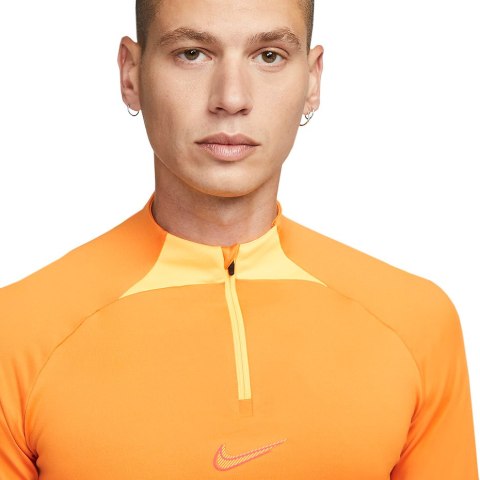 Bluza męska Nike Dri-Fit Strike Drill Top pomarańczowa DH8732 738 Nike Football Bluza męska Nike Dri-Fit Strike Drill Top pomarańczowa DH8732 738 Nike Football