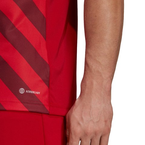 Koszulka męska adidas Entrada 22 Graphic Jersey czerwono-bordowa HB0572 Adidas teamwear Koszulka męska adidas Entrada 22 Graphic Jersey czerwono-bordowa HB0572 Adidas teamwear