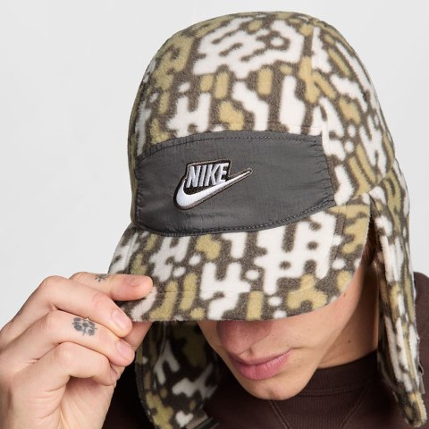 Czapka Nike Fly HQ0362-289 brązowy M/L Nike