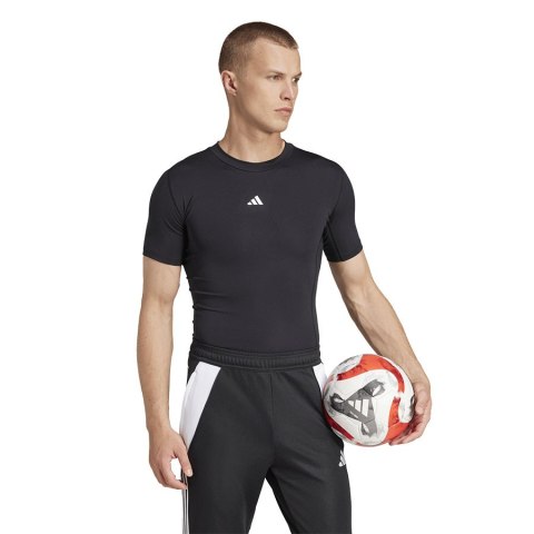 Koszulka adidas TECHFIT SS Tee JP4674 czarny S Adidas