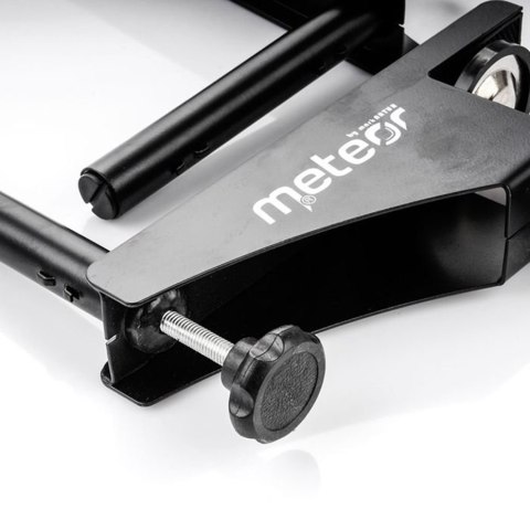 Uchwyt do tenisa stołowego z siatką Meteor Profesjonal 16011 Meteor