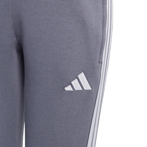 Spodnie dla dzieci adidas Tiro 23 League Sweat szare HZ3020 Adidas teamwear Spodnie dla dzieci adidas Tiro 23 League Sweat szare HZ3020 Adidas teamwear