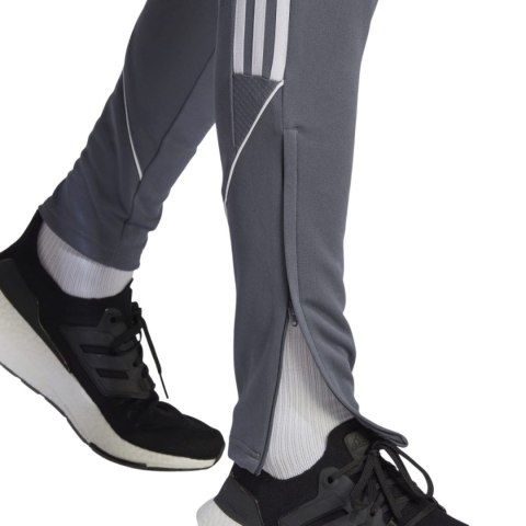 Spodnie męskie adidas Tiro 23 League szare IB8478 Adidas teamwear Spodnie męskie adidas Tiro 23 League szare IB8478 Adidas teamwear