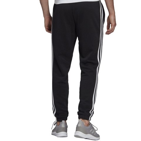 Spodnie męskie adidas Essentials Tapered Elasticcuff 3 Stripes Pant czarne GK8829 S Adidas