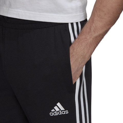 Spodnie męskie adidas Essentials Tapered Elasticcuff 3 Stripes Pant czarne GK8829 S Adidas
