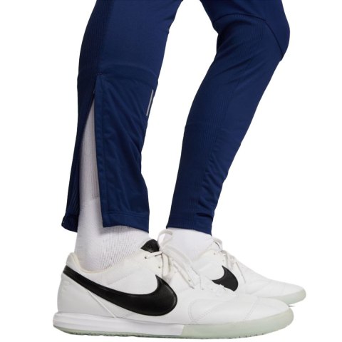 Spodnie męskie Nike Therma-Fit Strike Pant Kwpz Winter Warrior granatowe DC9159 492 S Nike Football