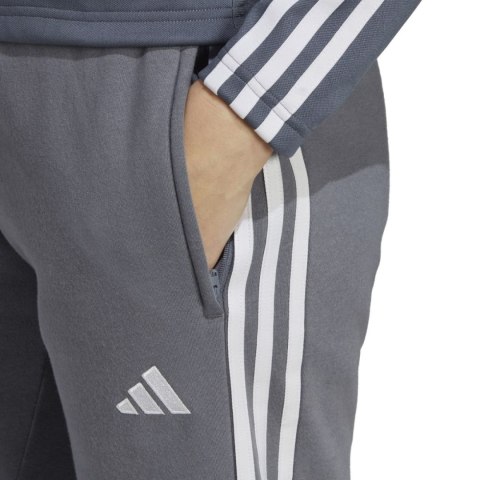 Spodnie damskie adidas Tiro 23 League Sweat szare HZ3018 Adidas teamwear Spodnie damskie adidas Tiro 23 League Sweat szare HZ3018 Adidas teamwear