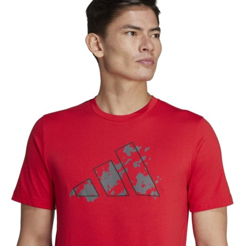 Koszulka męska adidas Train Essentials Seasonal Training Graphic czerwona IJ9604 S Adidas