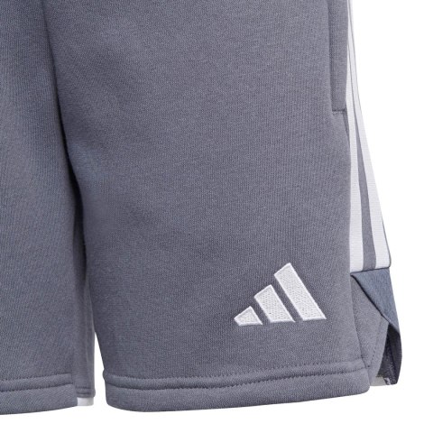 Spodenki dla dzieci adidas Tiro 23 League Sweat szare HZ3014 128cm Adidas teamwear
