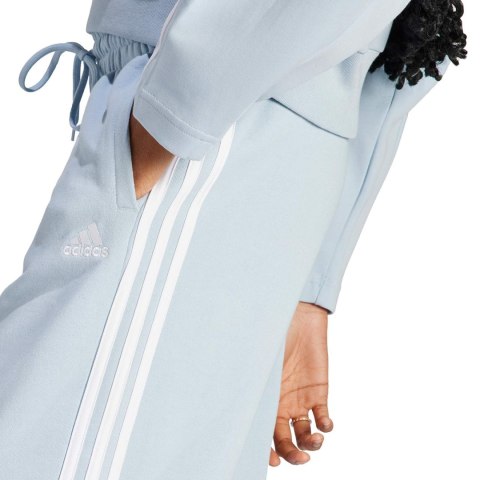 Spodnie damskie adidas Essentials 3-Stripes French Terry Loose-Fit niebieskie IL3447 Adidas Spodnie damskie adidas Essentials 3-Stripes French Terry Loose-Fit niebieskie IL3447 Adidas