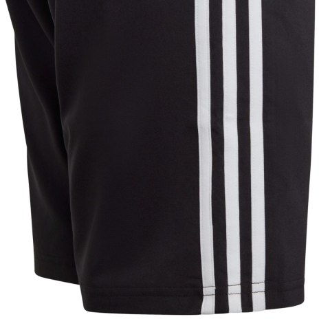 Spodenki dla dzieci adidas Essentials 3-Stripes Woven czarne HR6332 140cm Adidas