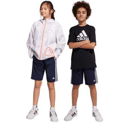 Spodenki dla dzieci adidas Essentials 3-Stripes Woven granatowe IC6822 140cm Adidas