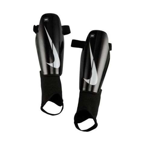 Ochraniacze piłkarskie Nike Charge czarne DX4608 010 XL Nike Team
