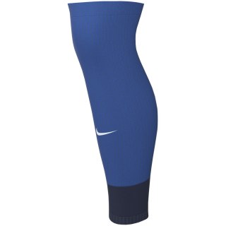 Rękawy piłkarskie Nike Matchfit Slevee Team/Strike SLV WC22 Team niebieskie FQ8282 463 Nike Team
