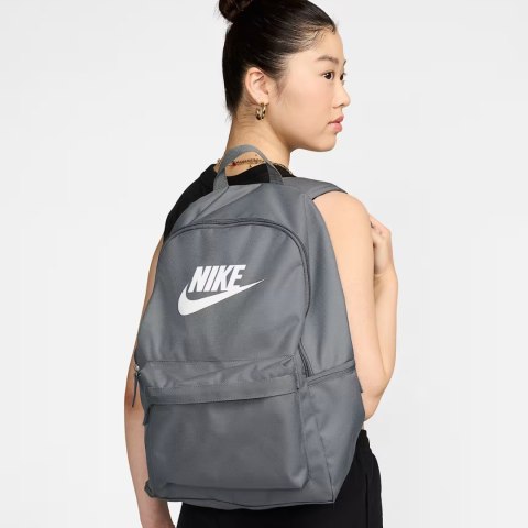 Plecak Nike Heritage 25L szary DC4244 063 Nike