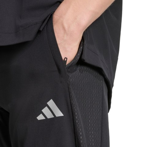 Spodnie męskie adidas Tech Apparel czarne JM8135 3XL Adidas