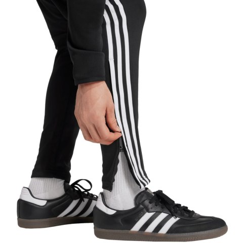 Spodnie męskie adidas Tiro 25 Essentials Winterized czarne JN9470 S Adidas