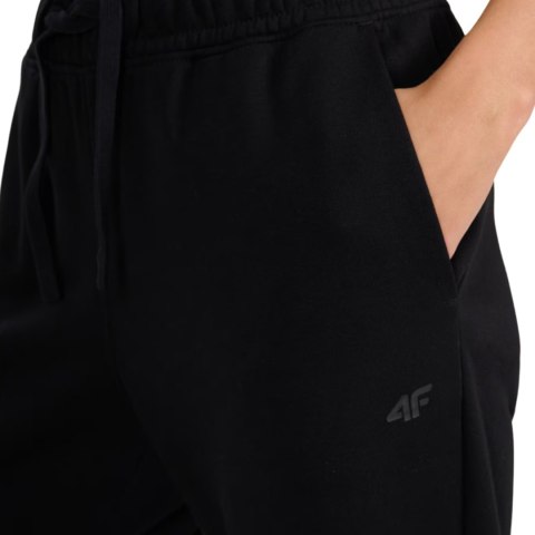Spodnie damskie 4F CAS F1137 głęboka czerń 4FWMM00TTROF1137 20S 2XL 4F
