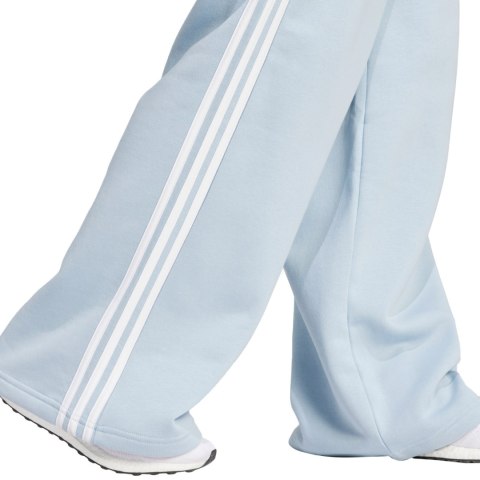 Spodnie damskie adidas Essentials 3-Stripes Fleece Wide błękitne IR5384 Adidas Spodnie damskie adidas Essentials 3-Stripes Fleece Wide błękitne IR5384 Adidas
