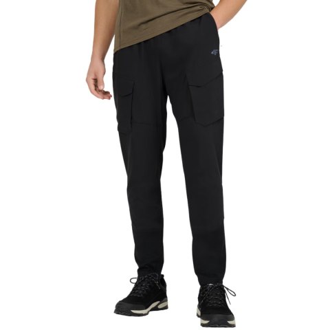 Spodnie męskie 4F FNK M1056 głęboka czerń 4FWAW25TFTRM1056 20S 2XL 4F