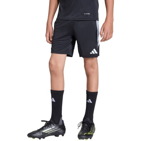 Spodenki dla dzieci adidas Tiro 26 League Training czarno-białe JY7147 140cm Adidas teamwear